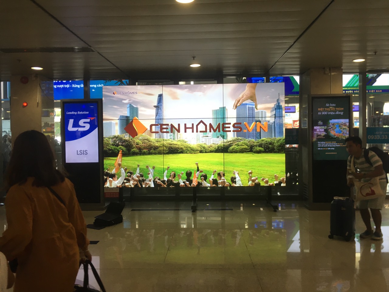 Quảng cáo màn hình LED tại sân bay Nội Bài, Hà Nội