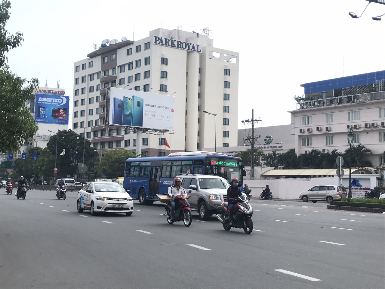 Vị trí đặt quảng cáo ngoài trời thường là những điểm nóng giao thông hoặc những nơi đông người qua lại