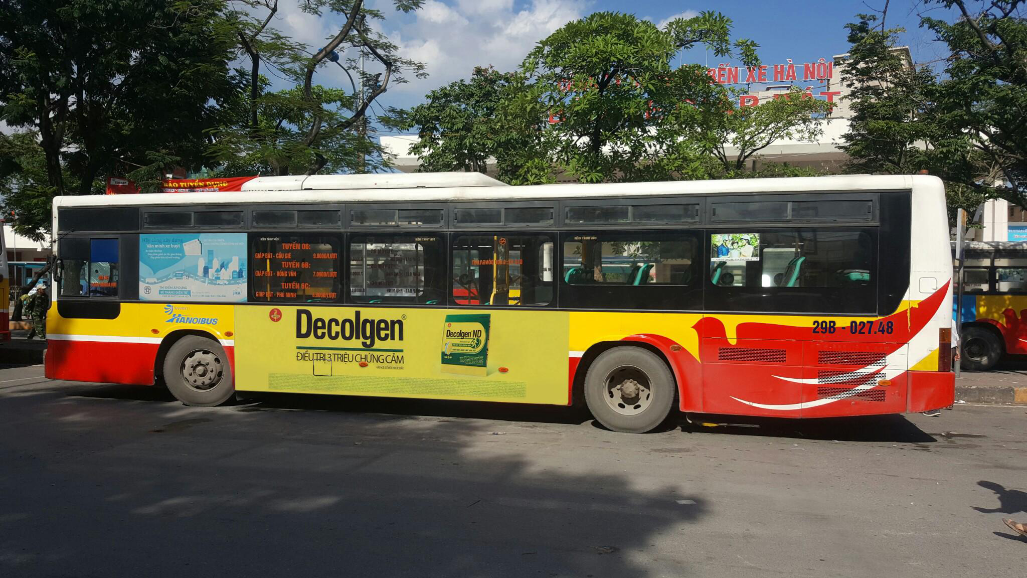 Quảng cáo trên xe buýt (bus) của Kỷ Nguyên