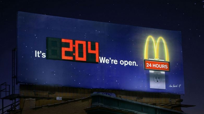 Billboard quảng cáo Mcdonald's
