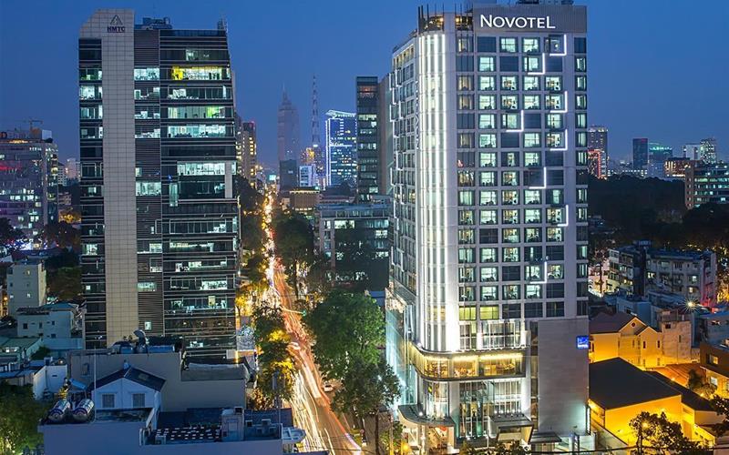 Novotel Saigon: 167 Hai Bà Trưng, Phường 6, Quận 3