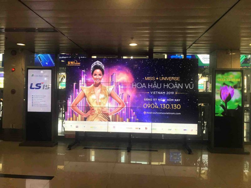 màn hình led quảng cáo sân bay