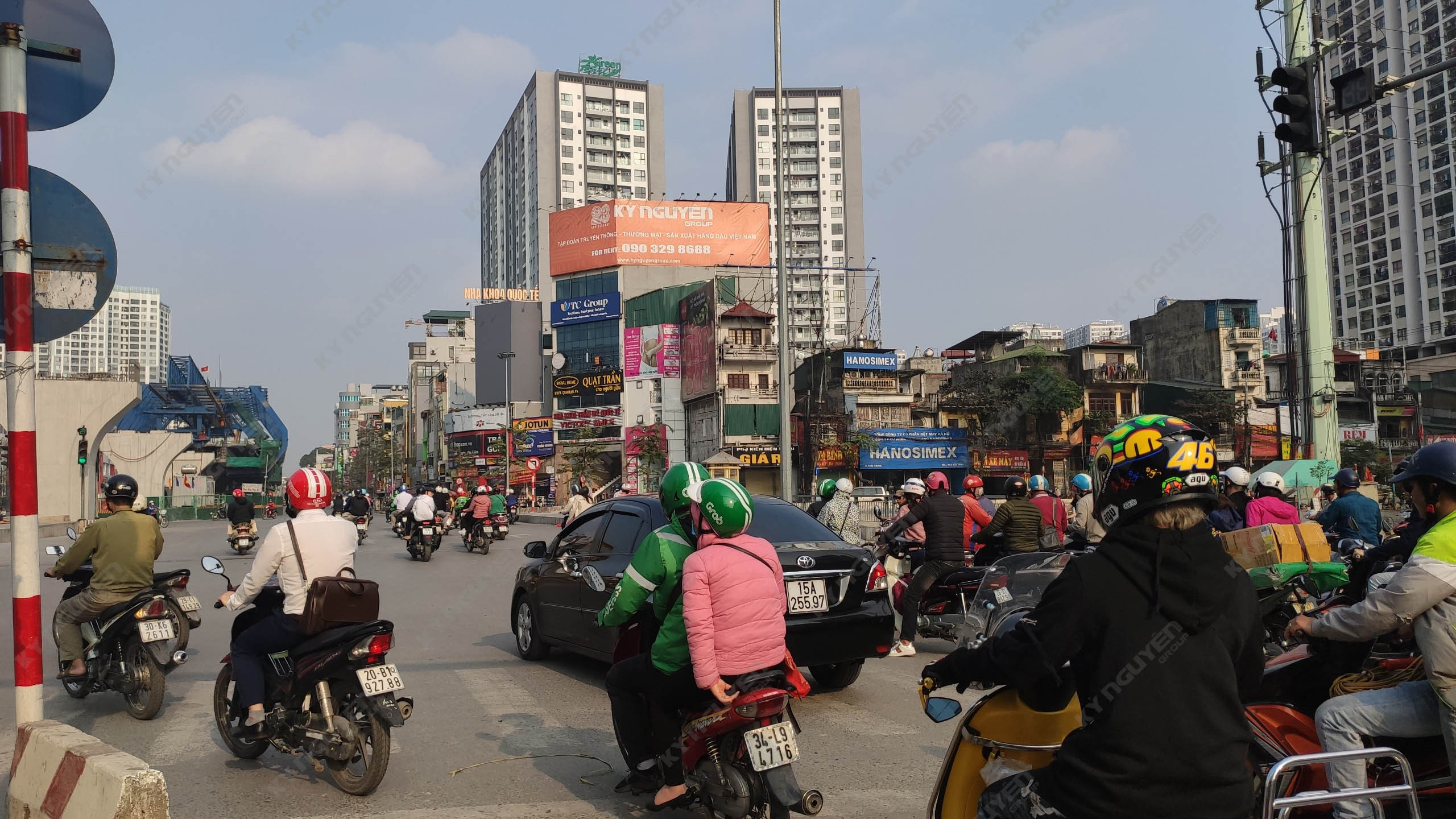 Billboard quảng cáo ngoài trời tại 342 - 344 Minh Khai