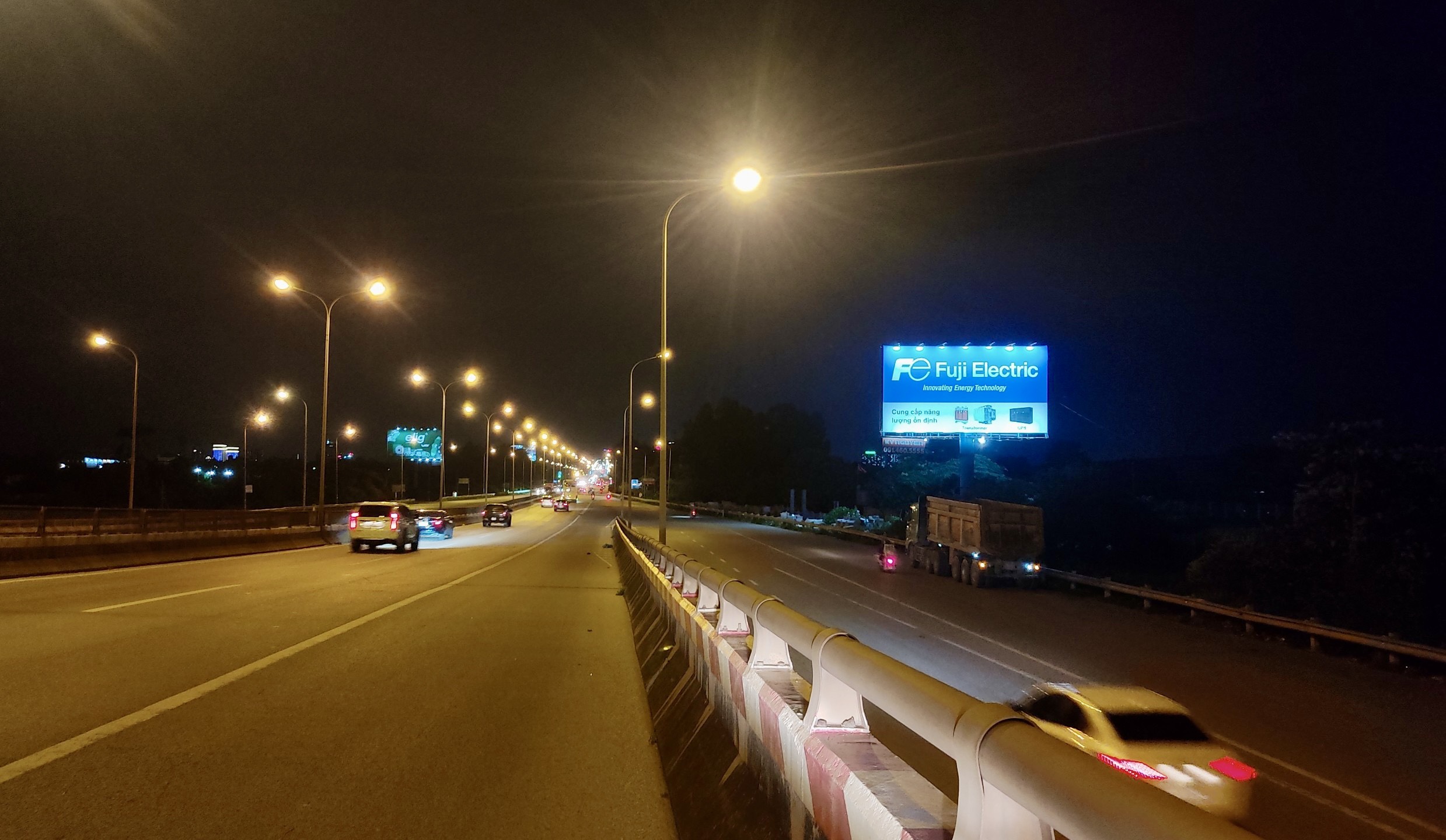 Billboard Cao tốc Thăng Long – Nội Bài