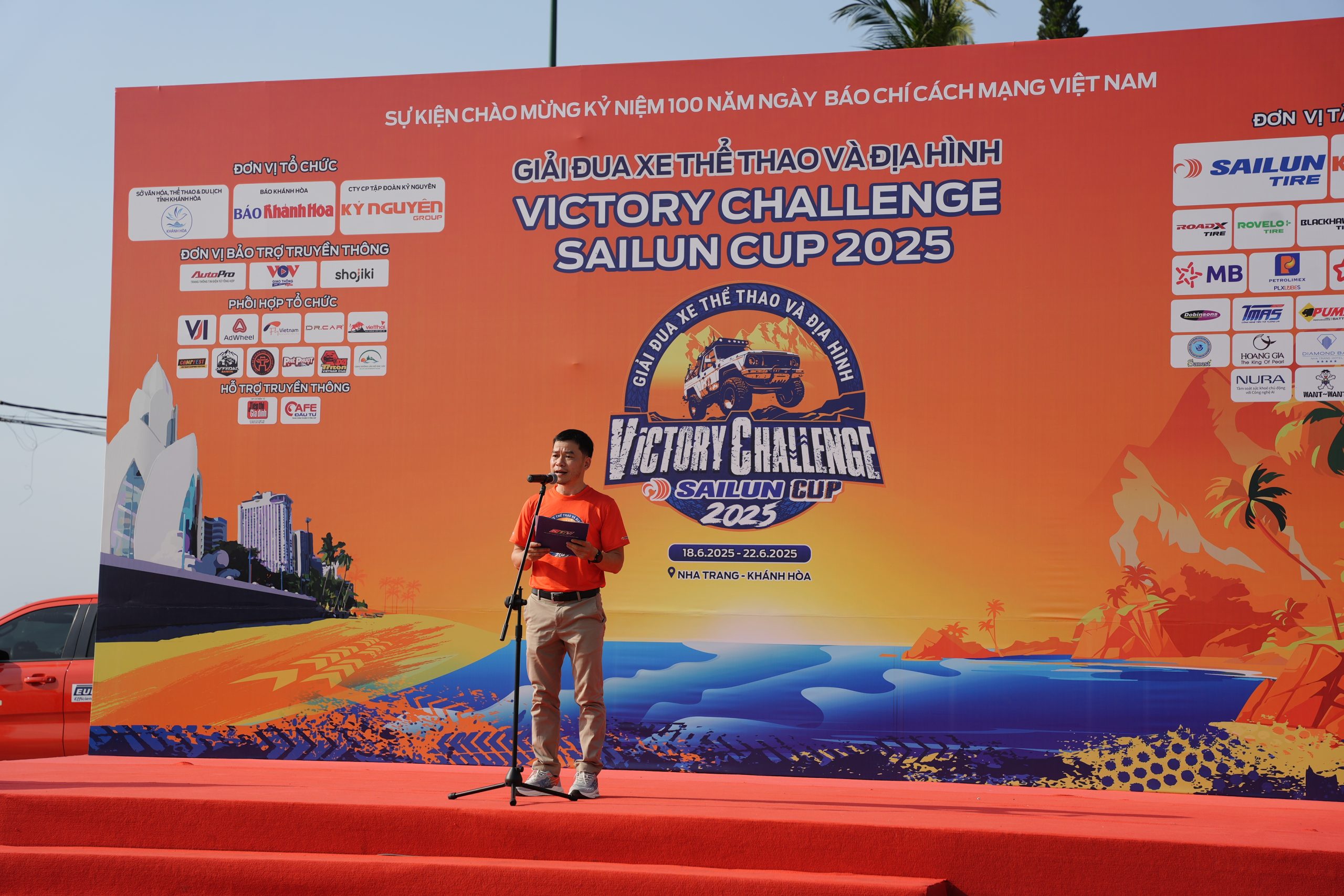 Khai mạc giải đua xe ô tô địa hình Victory Challenge Sailun Cup 2025
