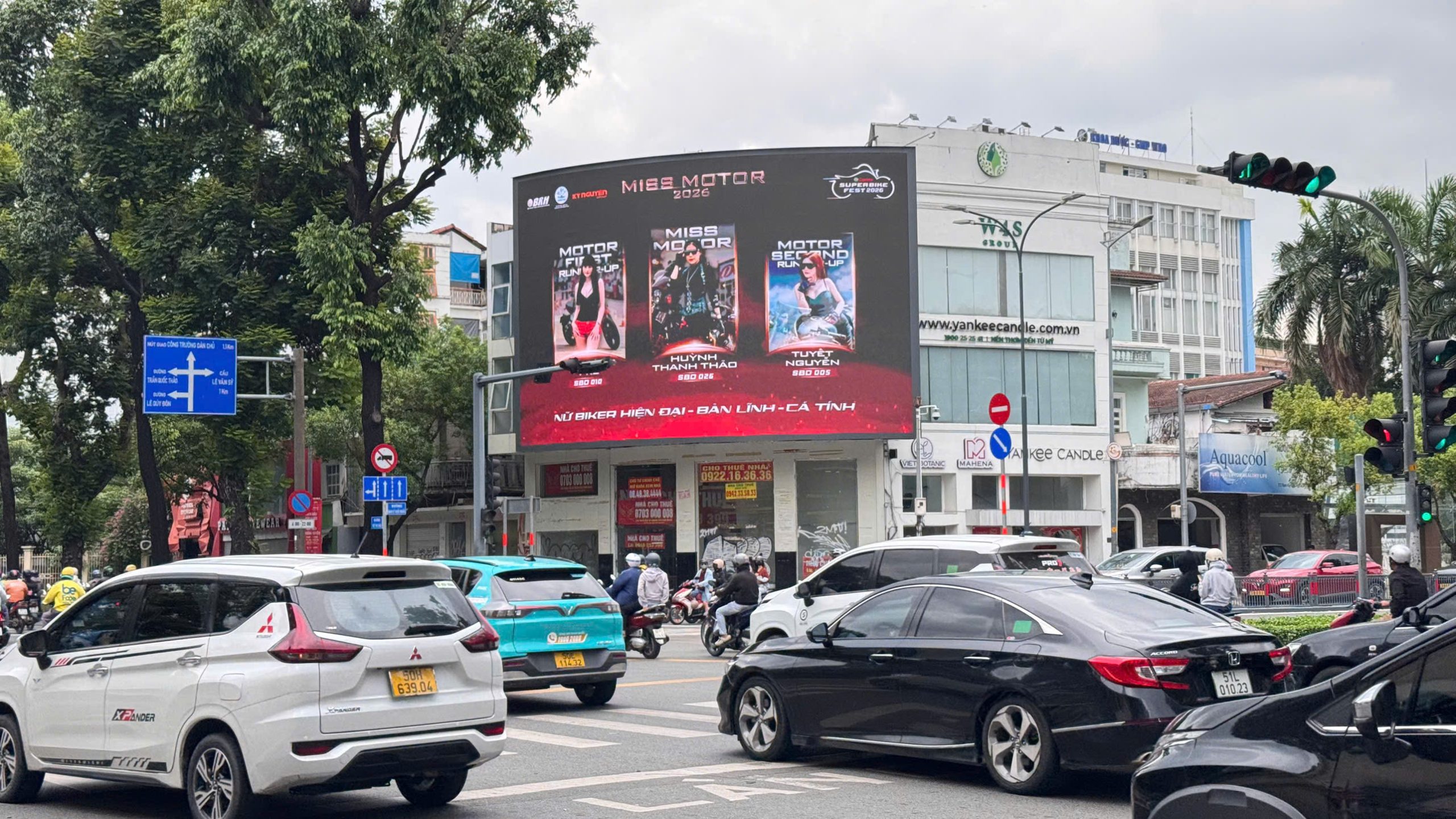 Màn hình ngã tư LED Võ Thị Sáu – Nam Kỳ Khởi Nghĩa lan tỏa hình ảnh Top 3 Miss Motor 2026